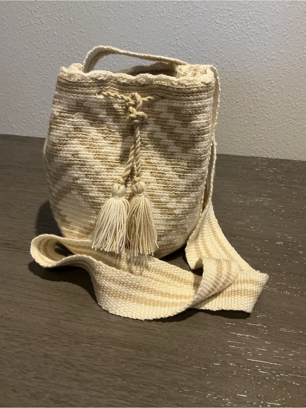 Authentic Handwoven Wayuu Mochila Bag - Beige Cream Boho Crochet Bucket Purse
